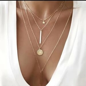 NWT Women's Personality Star Multi Layered Necklace